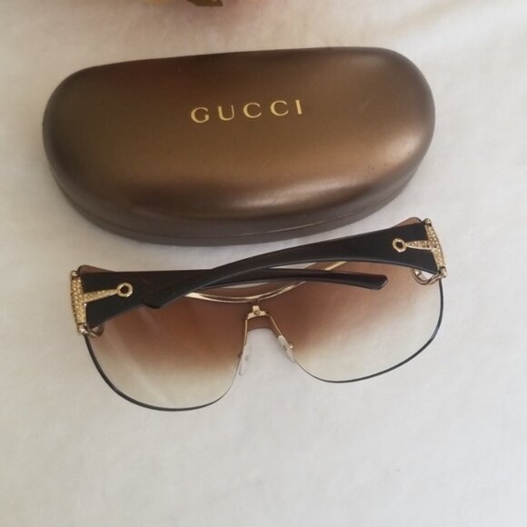 Authentic Gucci sunglasses main image 4